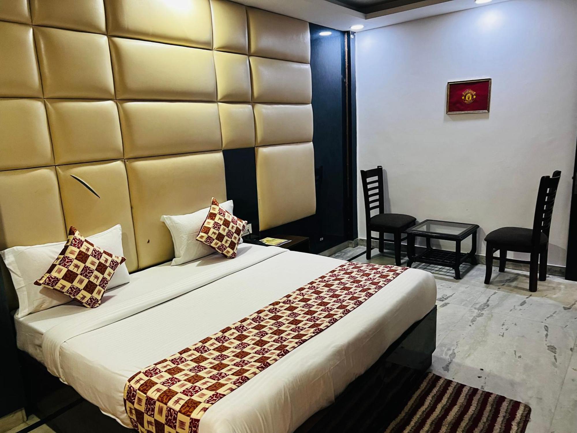Hotel Le Mount Plaza Near Igi Airport Delhi New Delhi Bagian luar foto